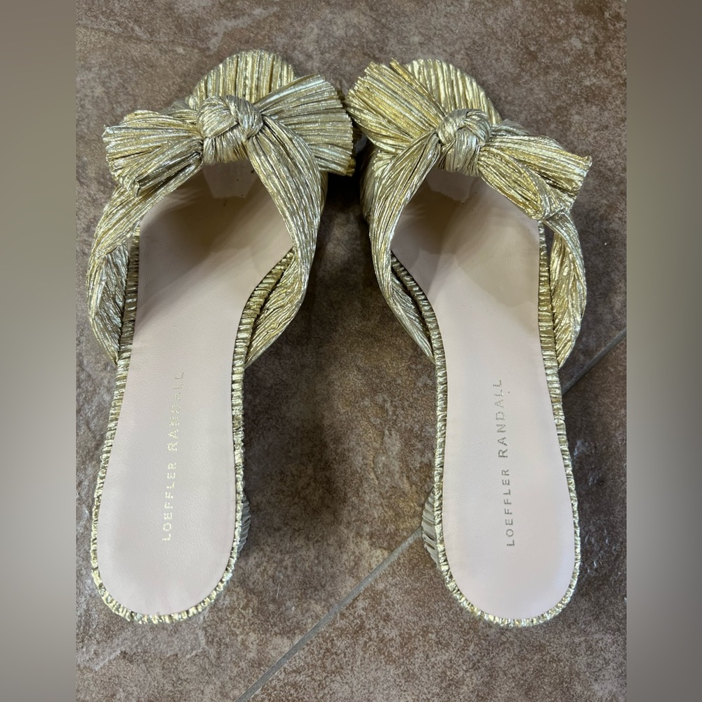 Loeffler Randall Emilia Gold Pleated Bow heel size 10.5